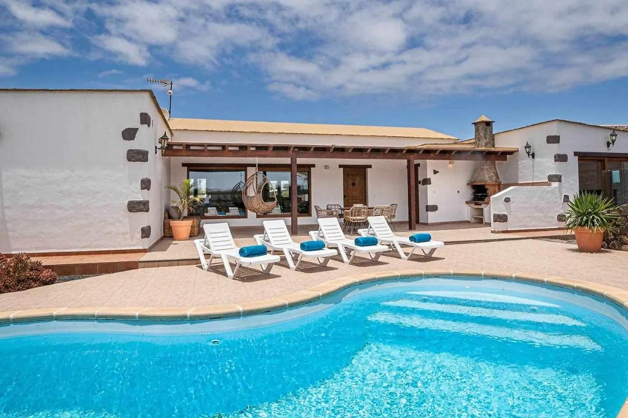 Villa Los Morritos Lajares Spain